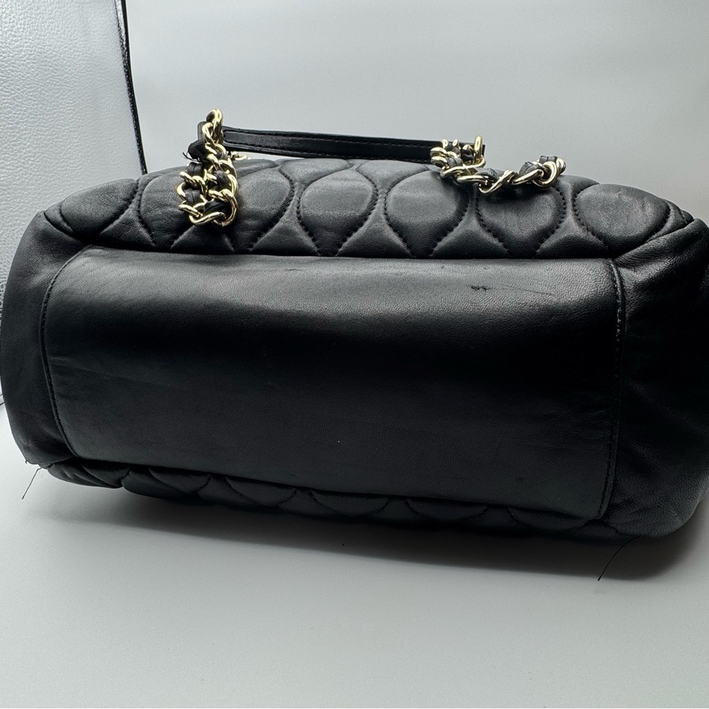 Talbots Quilted Genuine Leather Slouch Bag Tote Chain Strap Black - Picture 14 of 16